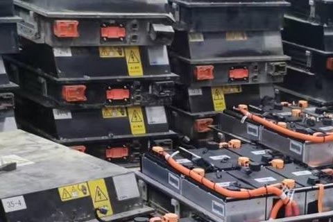浦东新收购报废电池公司-电池处理回收